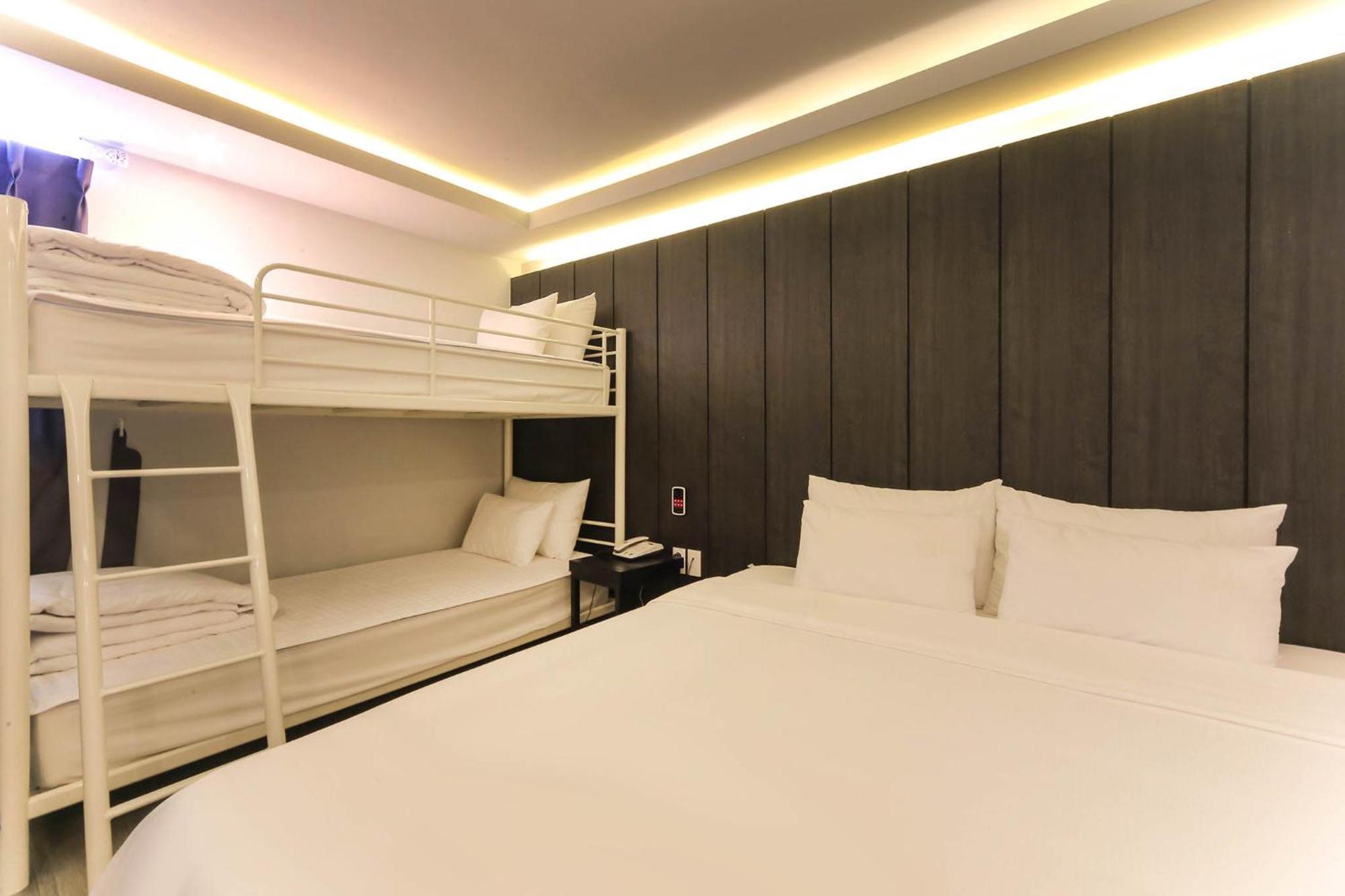 Hotel Bridge Μπουσάν Εξωτερικό φωτογραφία