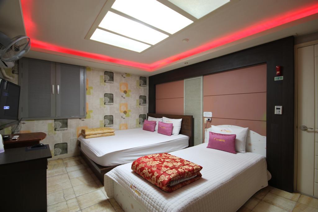 Hotel Bridge Μπουσάν Δωμάτιο φωτογραφία