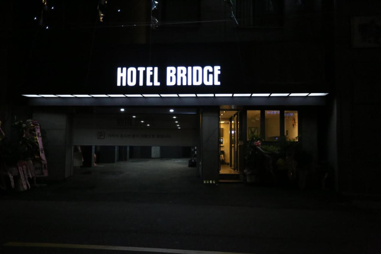 Hotel Bridge Μπουσάν Εξωτερικό φωτογραφία