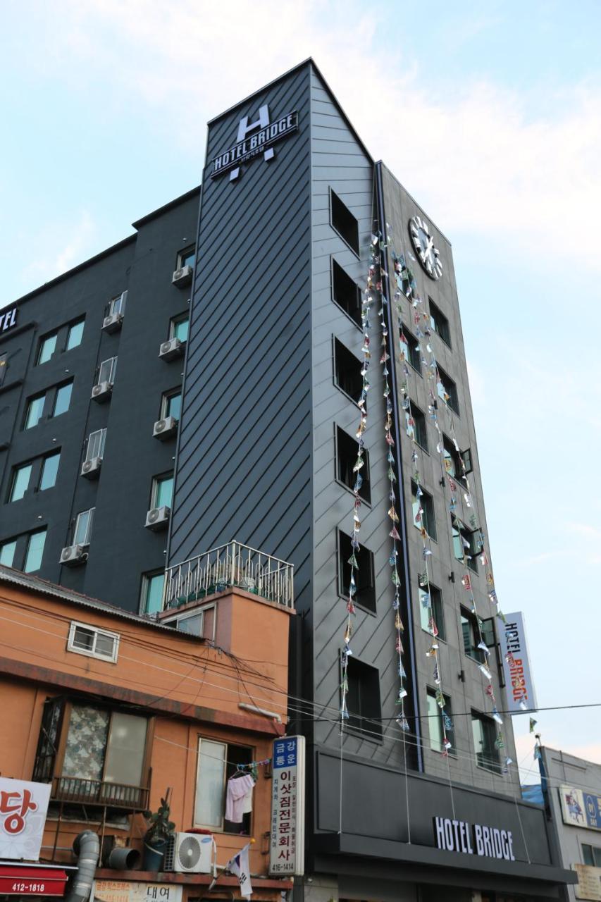 Hotel Bridge Μπουσάν Εξωτερικό φωτογραφία