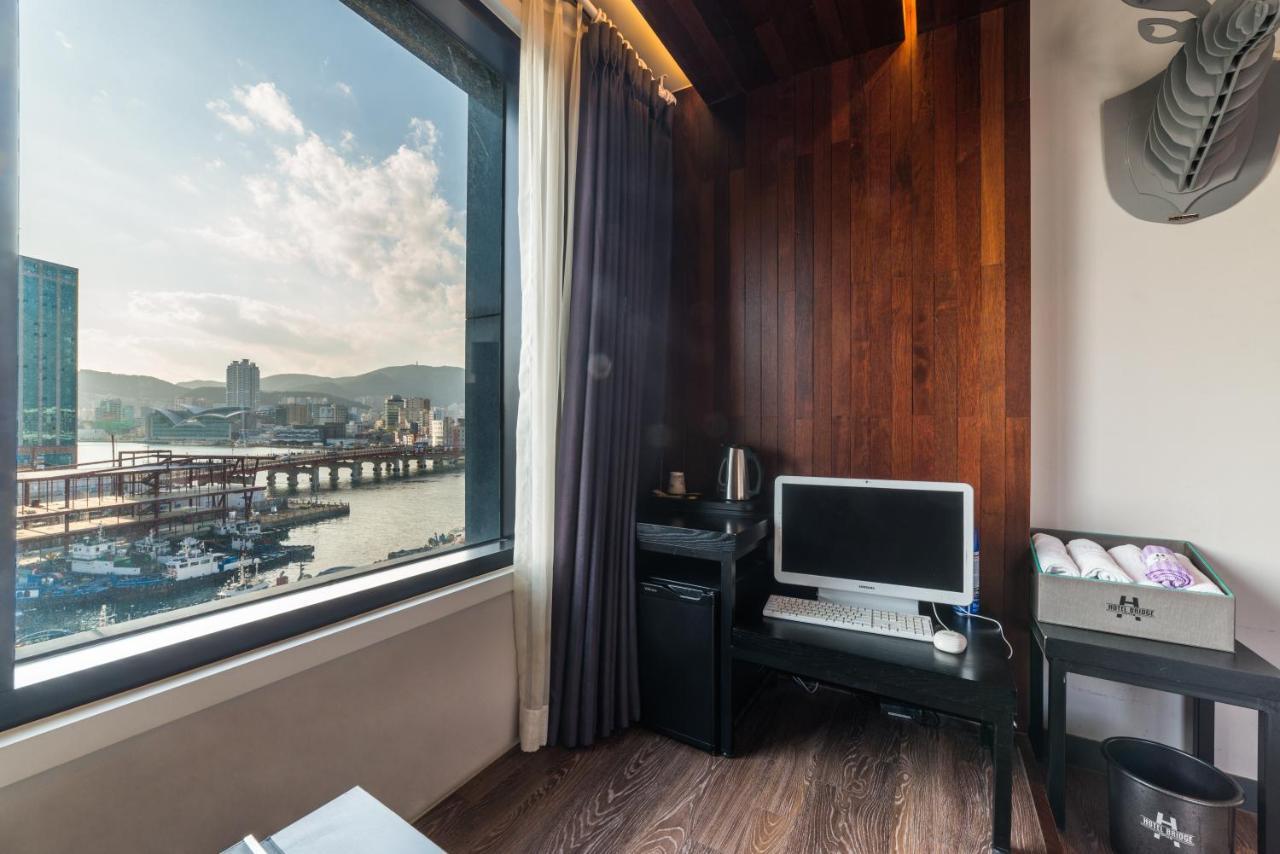 Hotel Bridge Μπουσάν Εξωτερικό φωτογραφία