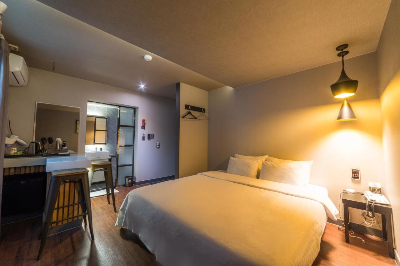 Hotel Bridge Μπουσάν Εξωτερικό φωτογραφία