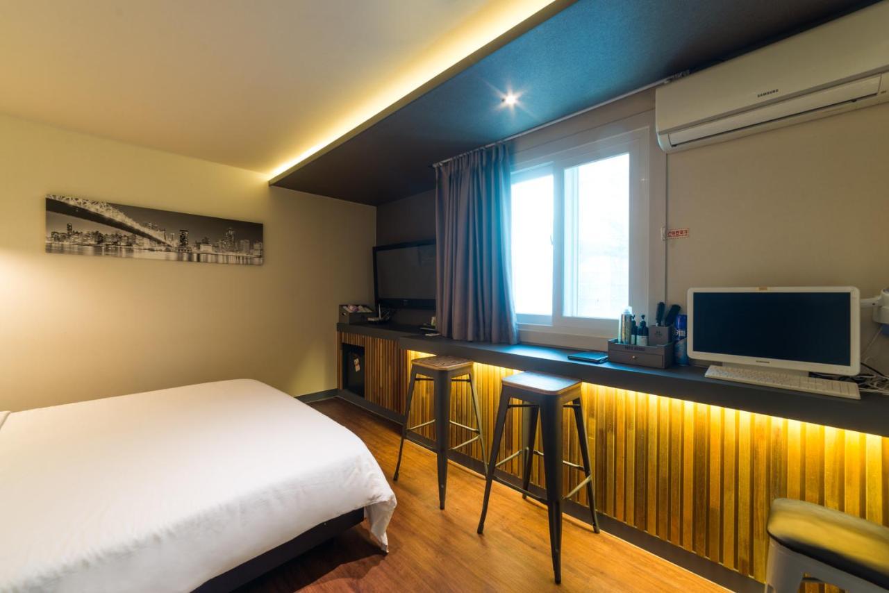 Hotel Bridge Μπουσάν Εξωτερικό φωτογραφία