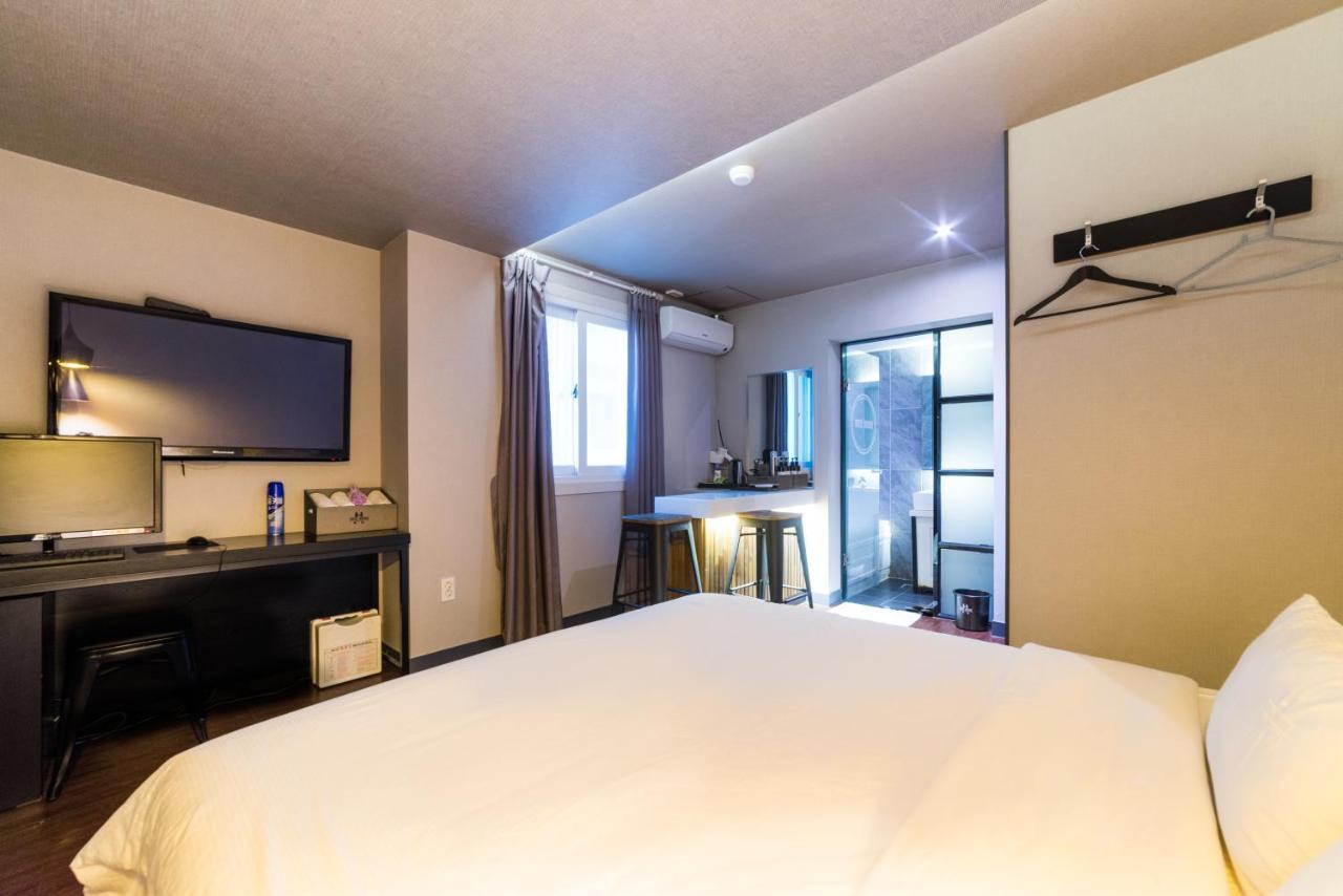 Hotel Bridge Μπουσάν Εξωτερικό φωτογραφία
